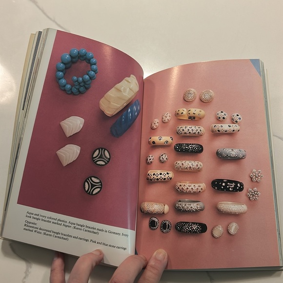 Vintage Bakelit clip on earrings - Picture 2 of 6